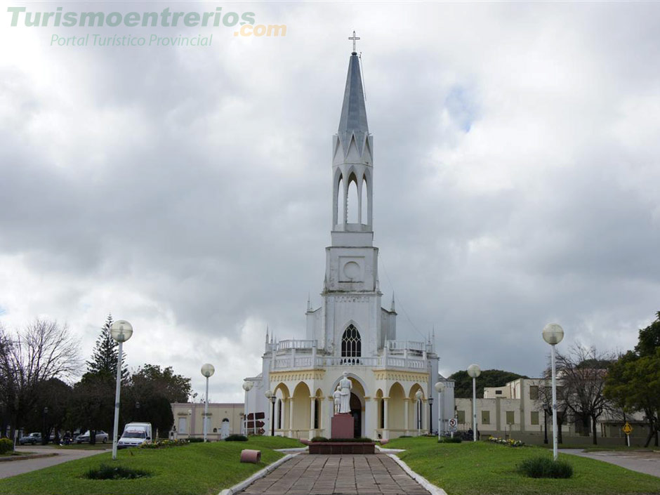 Iglesia Virgen Nia - Imagen: Turismoentrerios.com